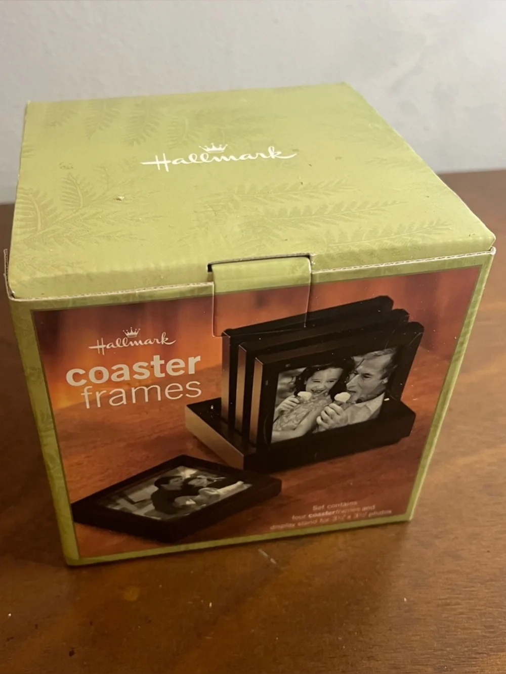 Like‎ New Vintage Hallmark Black Coaster Picture Frames Set Four Square Holders